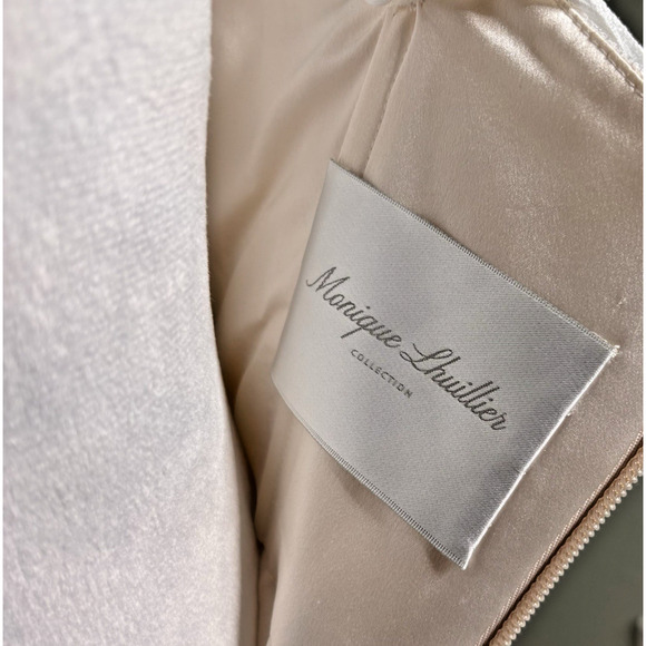 Monique Lhuillier Wedding Dress – Ivory Tulle Mermaid Gown –00 - Picture 6 of 16